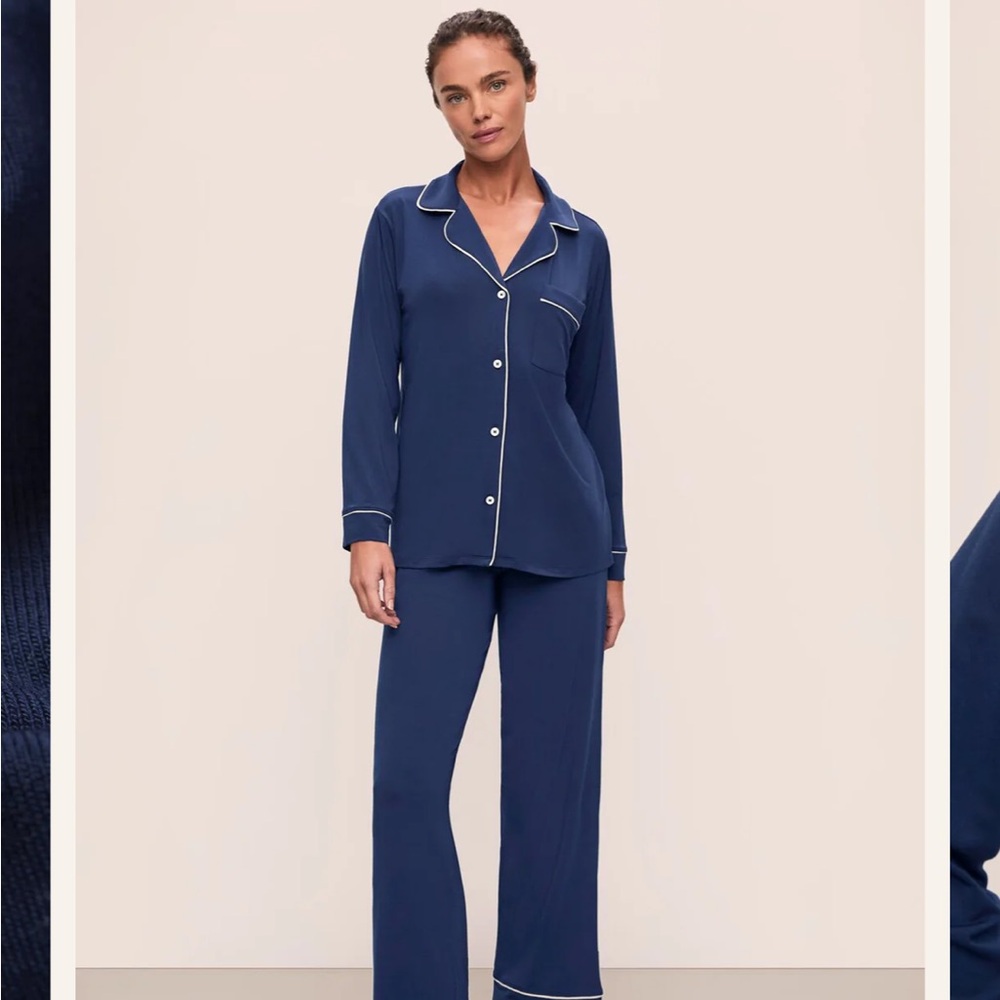 Eberjay Giselle Tencel Pajamas Women’s Navy Perfect Condition size M